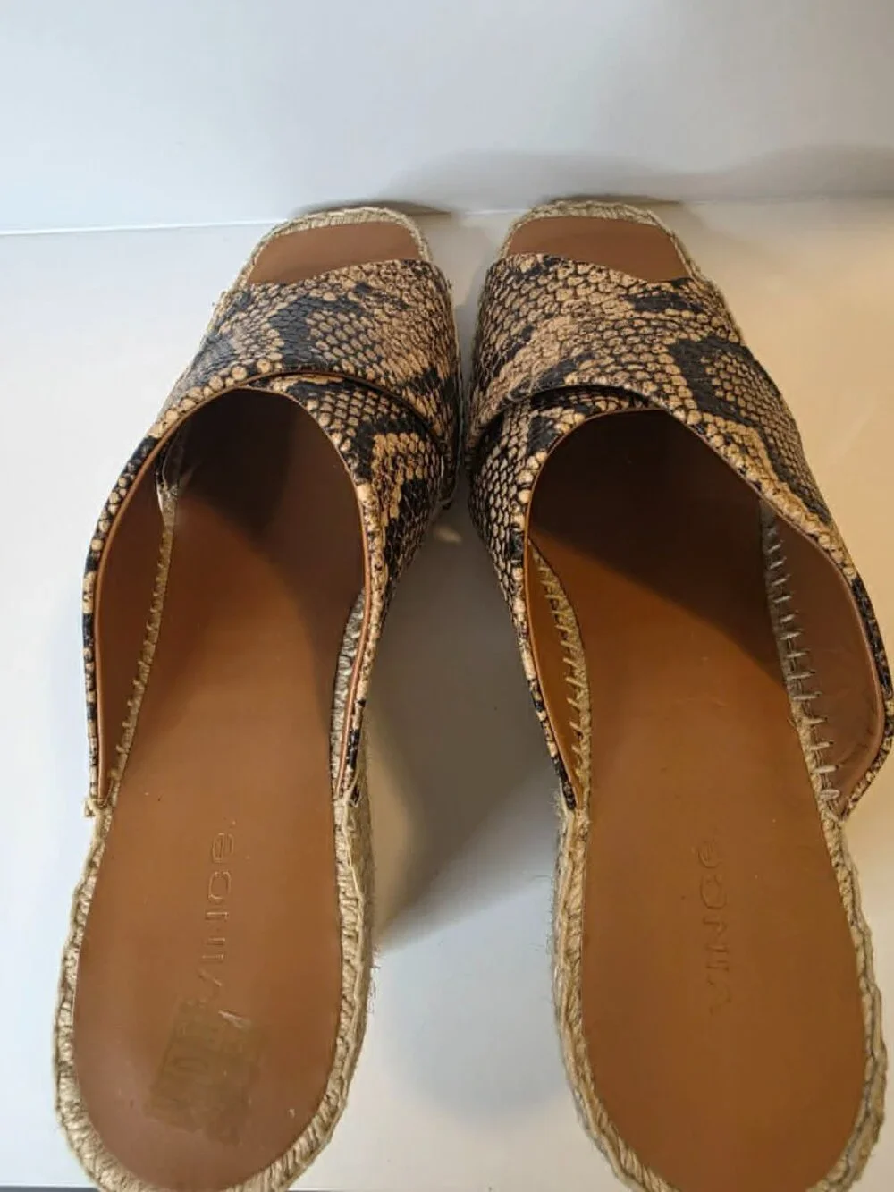 Vince Snakeskin Wedge Sandals – Raffia Heel – Size 8.5